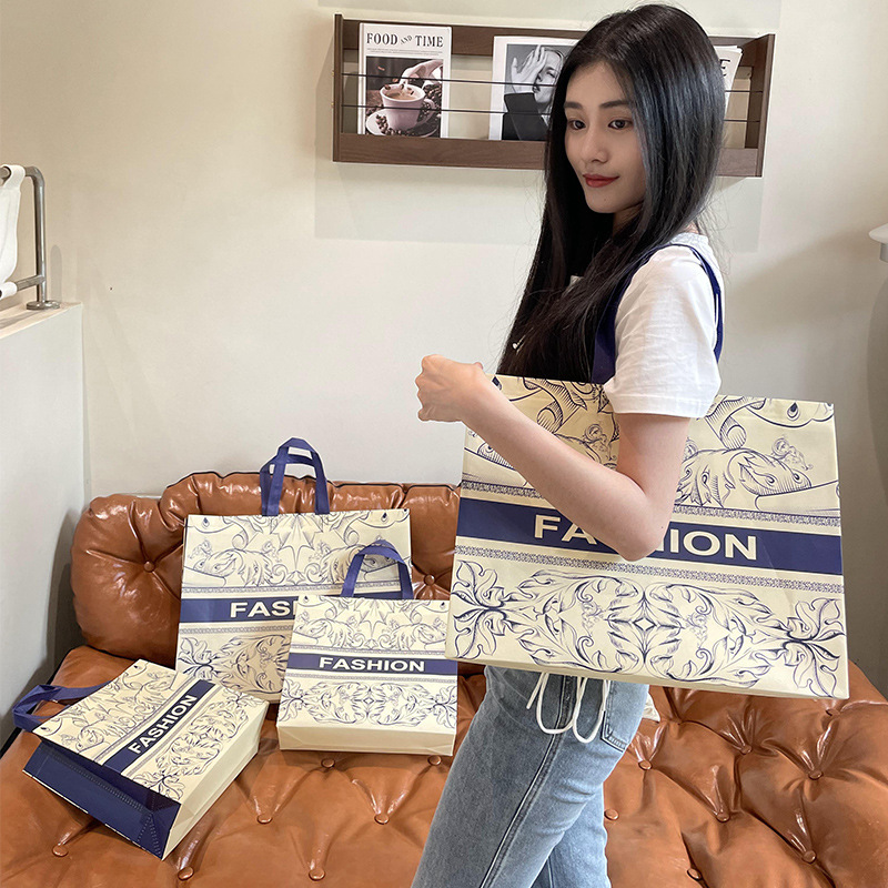 Thickened Non-woven Clothing Store Hand Bag for Clothes Carolan Women's Gift Packaging Shopping Bag Printing
