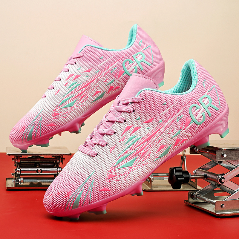 Cross-border new CR7 student spiked soccer cleats for men and women with long spikes for women's competition training sneakers 35-45 sizes