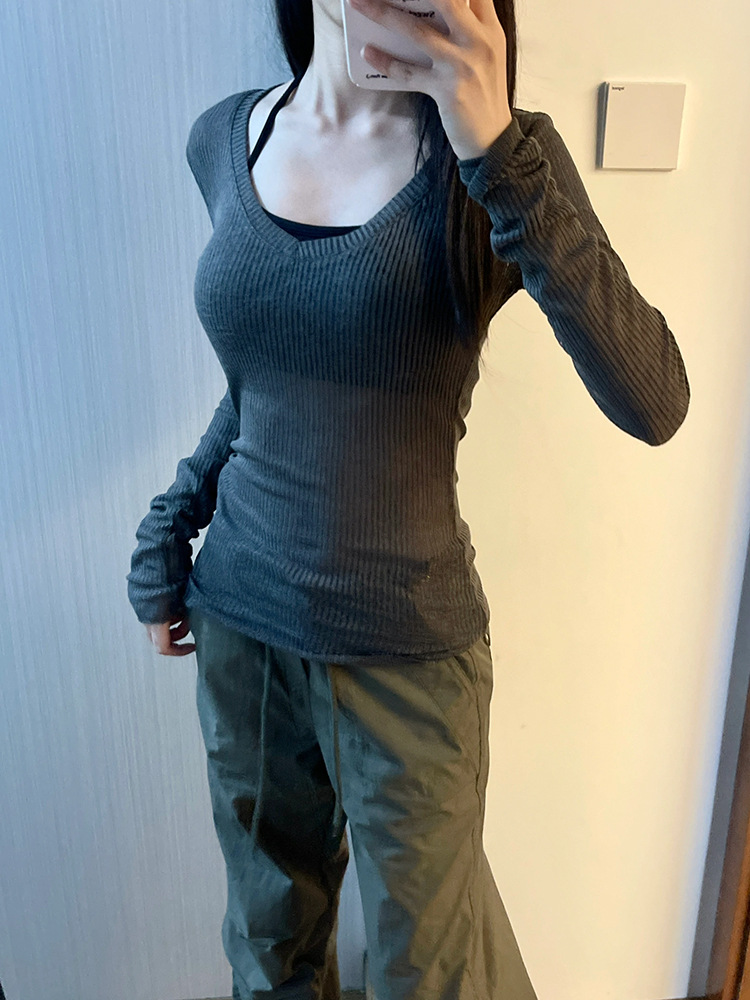 Picture of Pure Desire Low-neck SlighTly See-Through Sun ProTecTion Blouse for Women Spring and Summer New High-end V Neck KniTTed T-shirT Thin Top Slim FiT