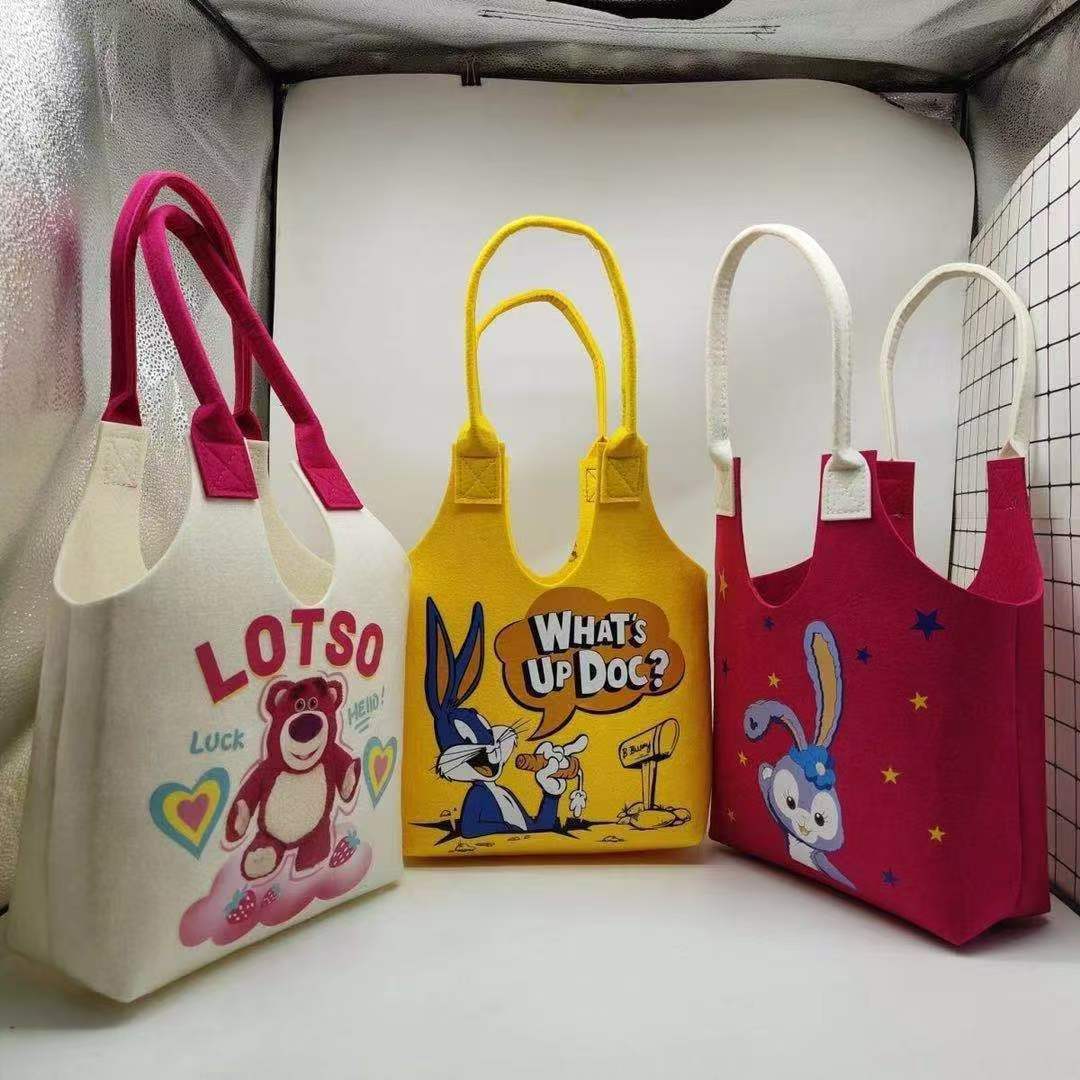 New Internet Celebrity Felt Bag Portable Cartoon Student Cute Handbag Souvenir Gift Box Volume Felt Cloth Handbag