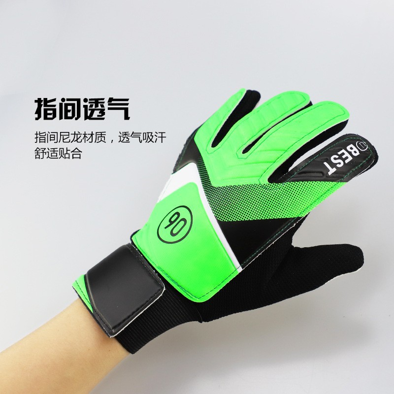 Picture of Cross-border Soccer Goalkeeper Gloves Competition Primary School Students Children Training Professional Finger Guard Anti-slip Soccer Goalkeeper Gloves
