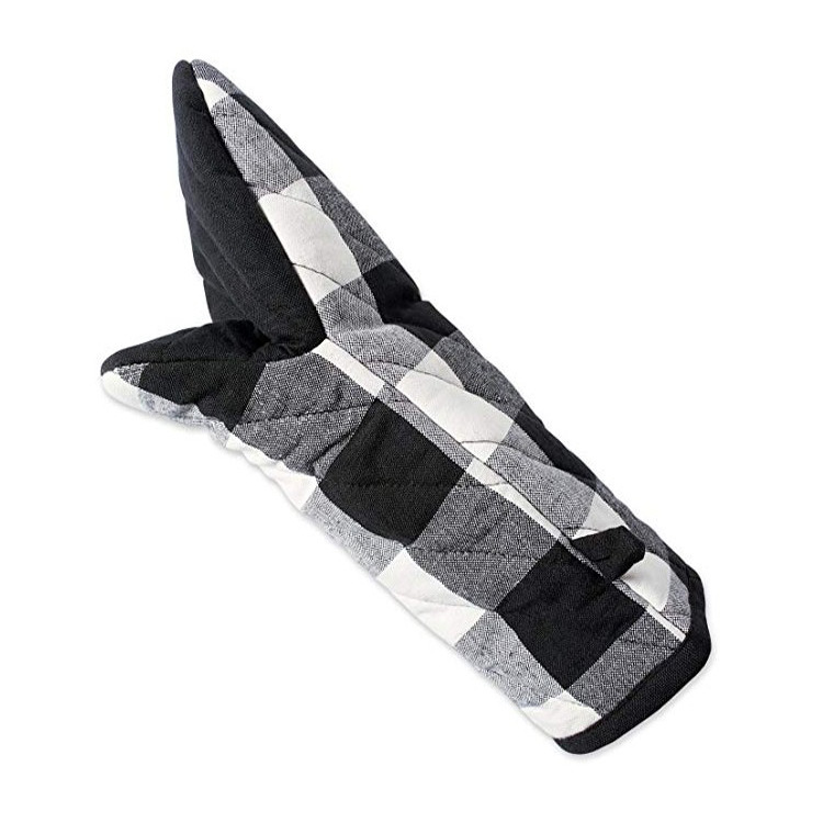 Picture of Amazon Household Oven Microwave Oven Anti-scald Gloves High Temperature Cotton Plaid Thickened Kitchen Baking Heat Insulation Pad
