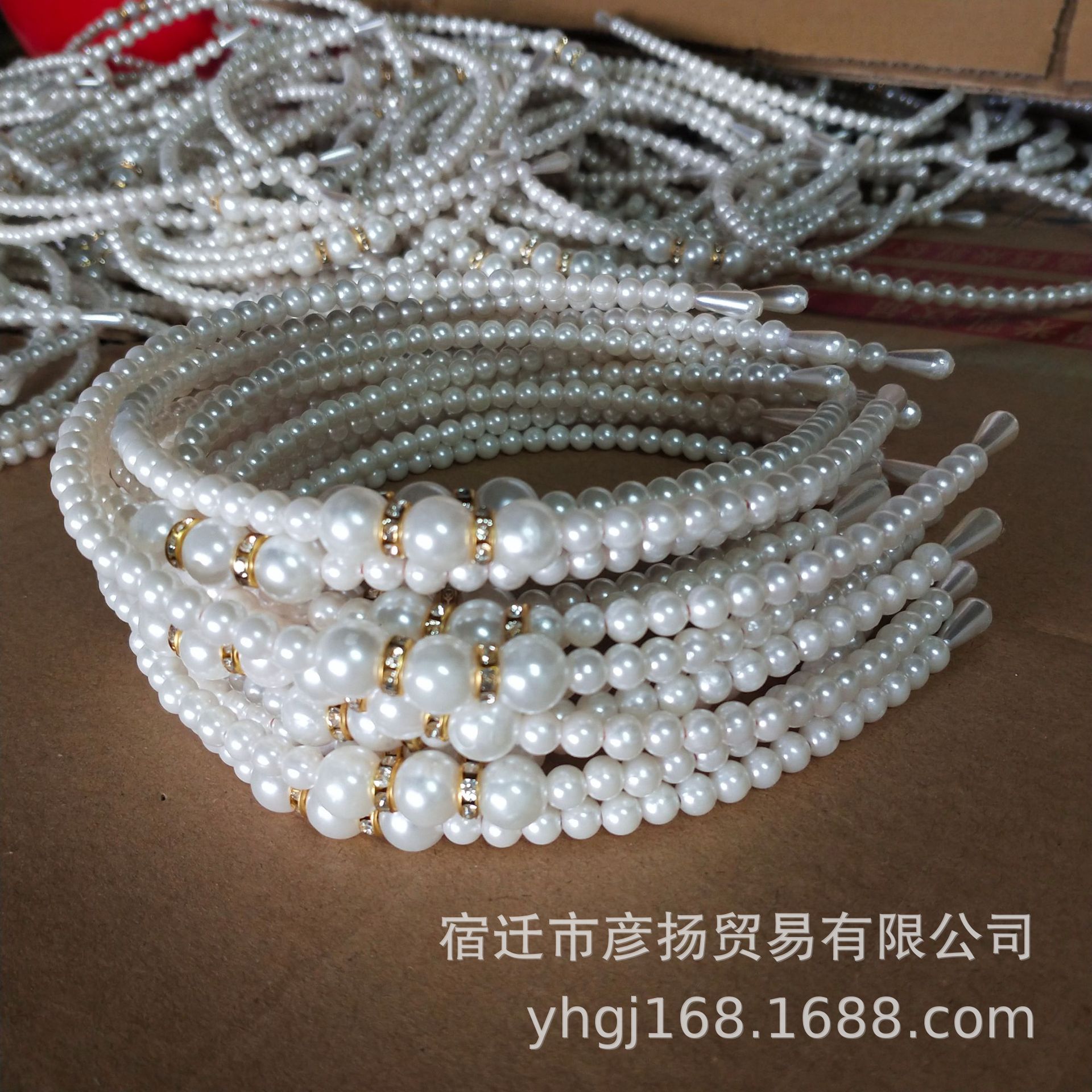Children's pearl diamond headband headband Korean princess pearl headband hair accessories WeChat business push scan code gift
