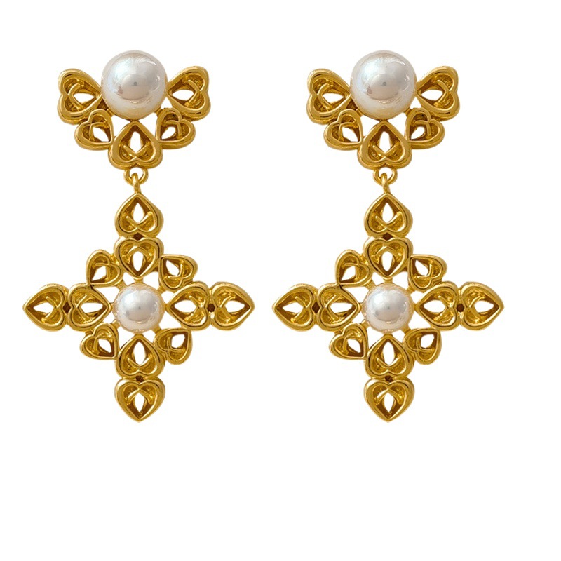 Original S925 silver needle temperament retro court style hollow love earrings niche Pearl design earrings 1555
