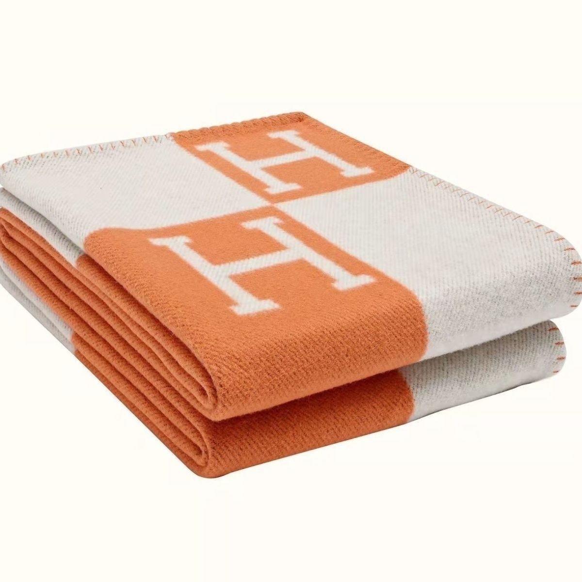 Picture of Cross-Border Amazon Fleece Blanket Single Blanket Air Conditioning Blanket Sofa Cover Blanket Nap Blanket H Letter Aviation Flight Blanket
