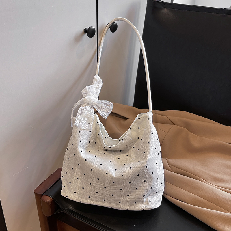 Picture of South Korea Niche Underarm Bag Women's 2024 New Fashionable Fashionable Portable Granny Bag Shoulder Delicate Small Bag