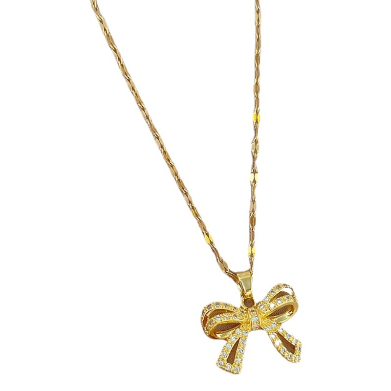 [Titanium Steel] Full Diamond Butterfly Light Luxury Elegant Zircon Clavicle Chain Small Ins Internet Celebrity Retro Titanium Steel Necklace for Women