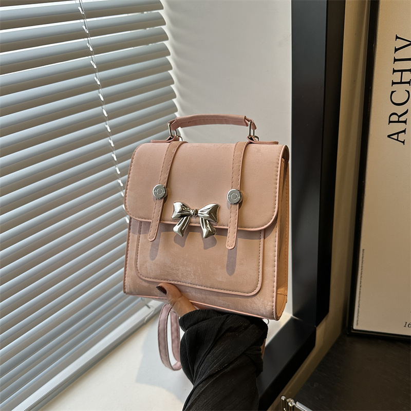 Women's Shoulder Bag New Niche Design Shoulder Bag Korean Beautiful Casual Butterfly Hand Crossbody Small Square Bag
