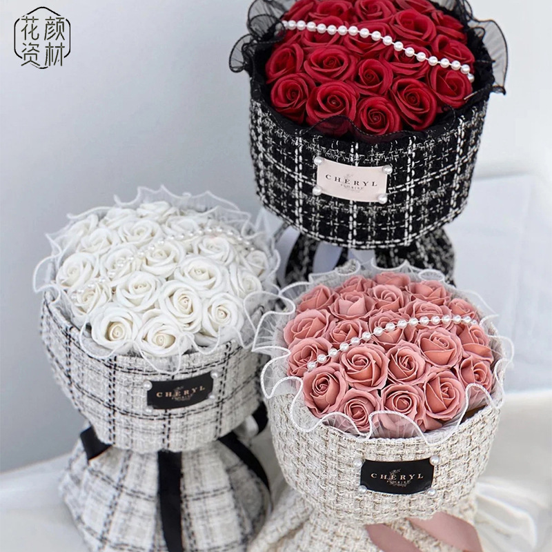 Whole box wholesale small fragrant wind cloth 1.5 meters round rose bouquet mesh pattern gauze net flower shop flower packaging materials