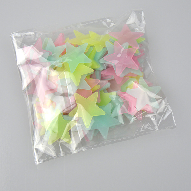 Picture of Luminous Star Stickers 3D Stereo Baby's Breath BeDroom Decoration Paintings 3cm Fluorescent Star Stickers Self-aDhesive Stereo Luminous Stickers