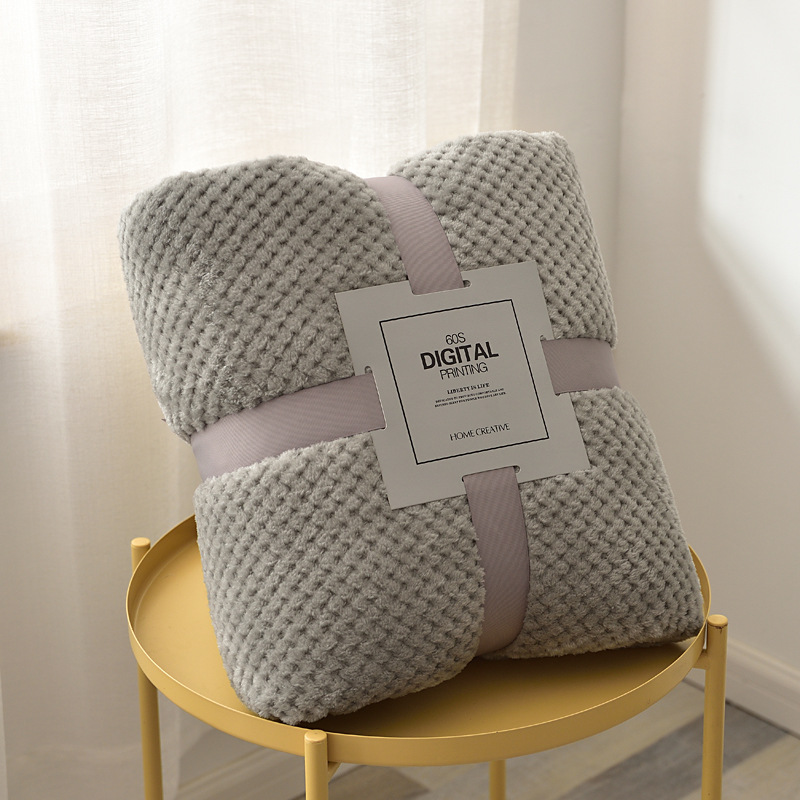 Picture of Thick solid color pineapple plaid sofa blanket flannel blanket coral fleece office air conditioning blanket gift blanket