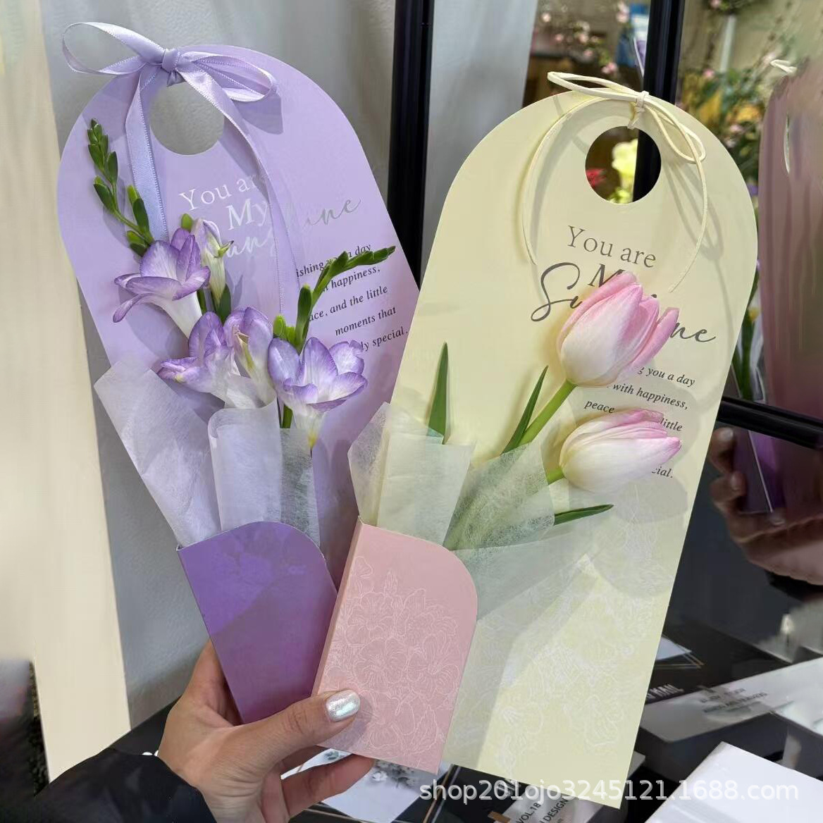 Teacher's Day Bouquet Packaging Box Single Flower Box Portable Flower Box Flower Packaging Box Folding Flower Box Ready for Sale