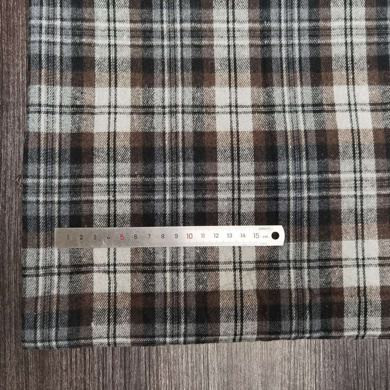 Picture of Spot twill sanding cotton plaid children's shirt plaid fabric 21 yarn-dyed flannel decorative fabric