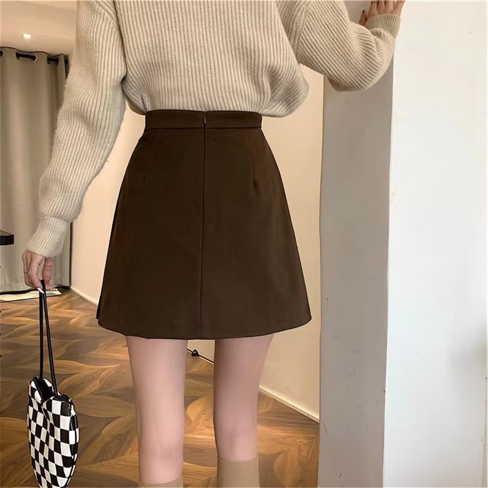 Picture of 2024 New Korean style pear-shaped A- line short skirt winter with sweater jk pleated brown skirt for women autumn and winter