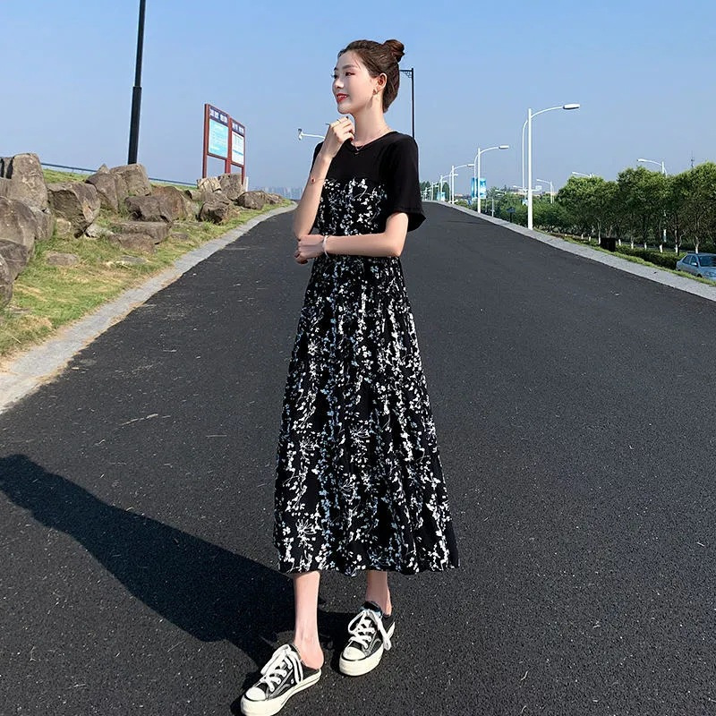Picture of dress Women's 2025 Summer New Hepburn Style Mid-length Floral Dress Elegant High Waist Slimming Short-sleeved Long Dress
