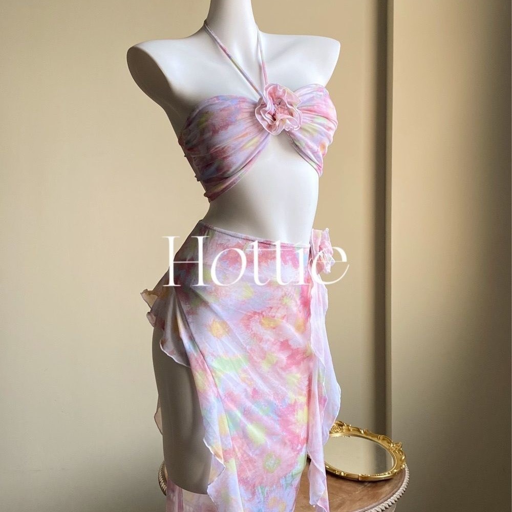 New Pink Bikini Floral Split Skirt Swimsuit Women's Three-Piece Set Vacation Seaside Small Chest Ins Pure Desire