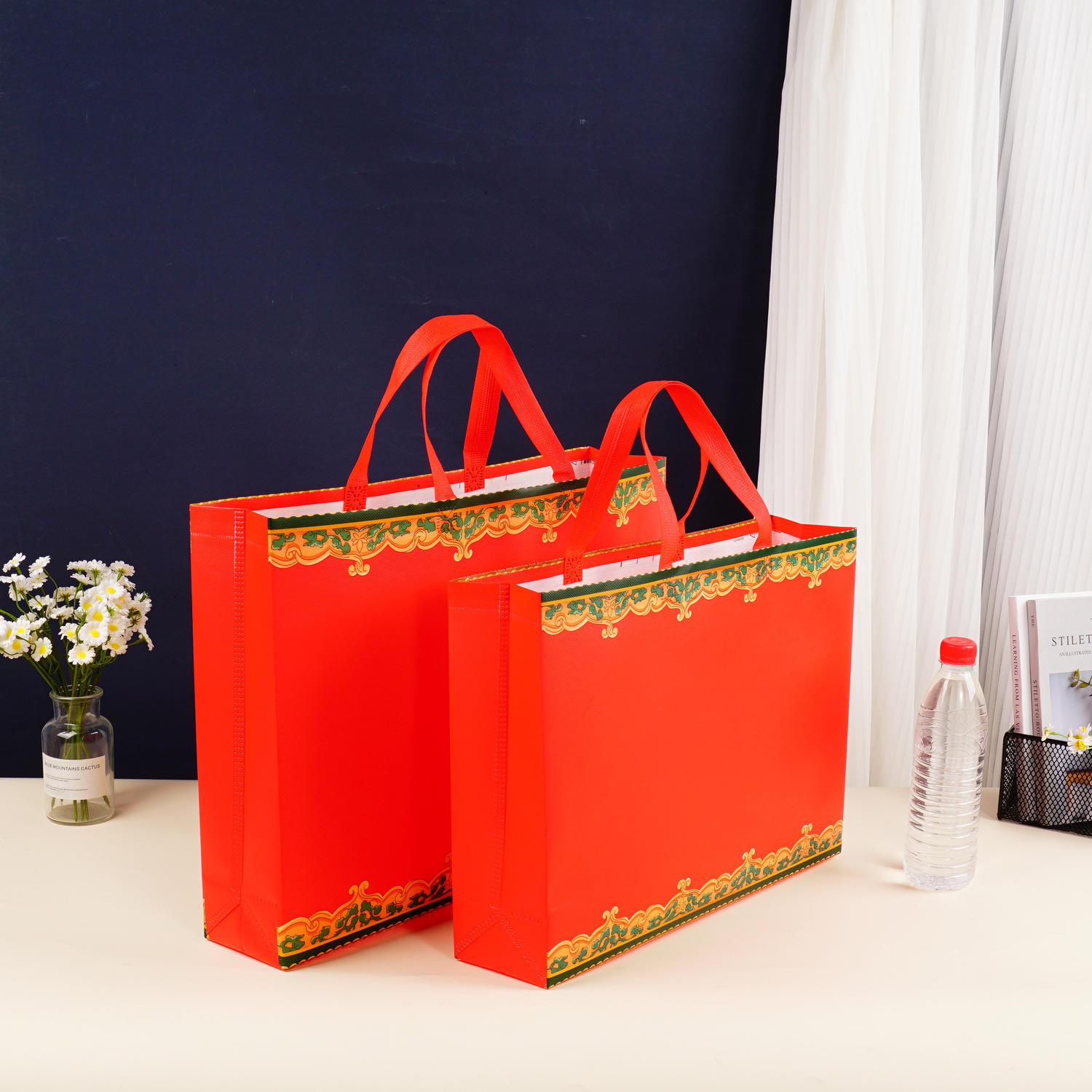 Picture of Non-Woven Handbags, Clothing Store Bags, Custom-Made Boys' and Girls' Clothing Shopping Bags, Coat Gift Bags, Custom-Made