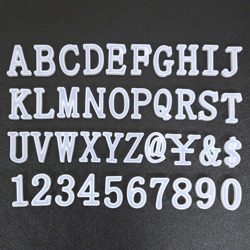 Triumphant diy crystal silicone mold English alphabet single pinyin handmade pendant keychain