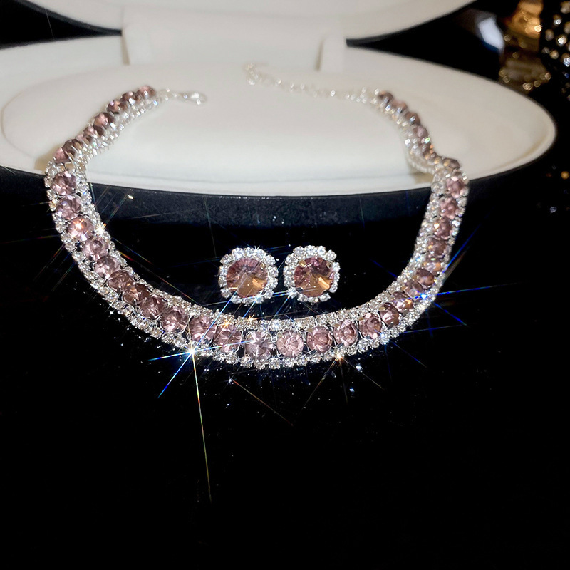 Picture of European and American light luxury high-end zircon jewelry suit necklace niche retro clavicle chain fashion Joker jewelry wholesale