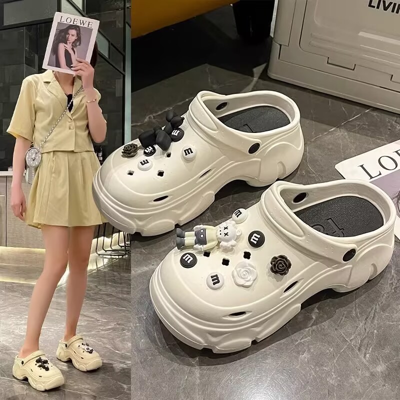Picture of Baotou EVA hole shoes in 2025 new fashion and versatility student comfortable and casual two-wear non-slip slippers for women's summer