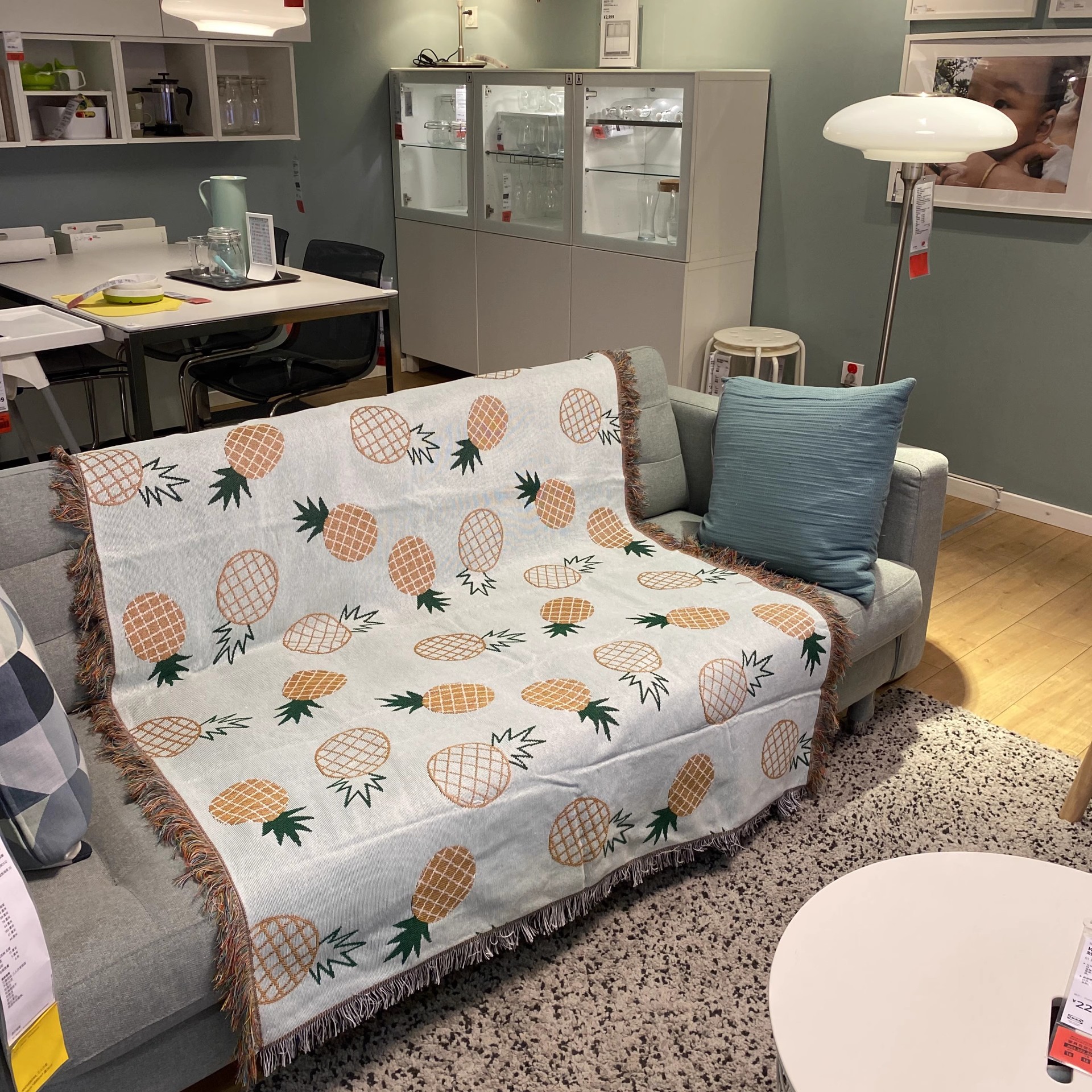 Picture of Cross-border World Famous Painting Line Blanket Casual Decorative Sofa Towel Blanket Tapery Carpet Bed End Blanket Table Top Decorative Cover Cloth