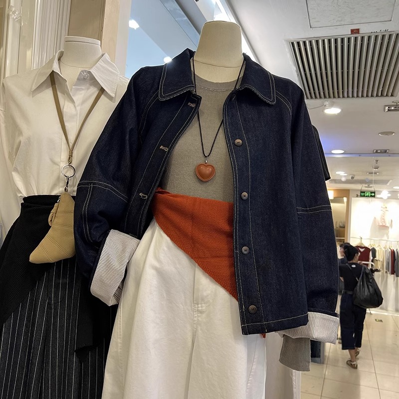 Picture of Japanese Style Washed Lapel Denim Short Coat Early Autumn New Loose A- line Cloak Profile Long-sleeved Casual Top for Women