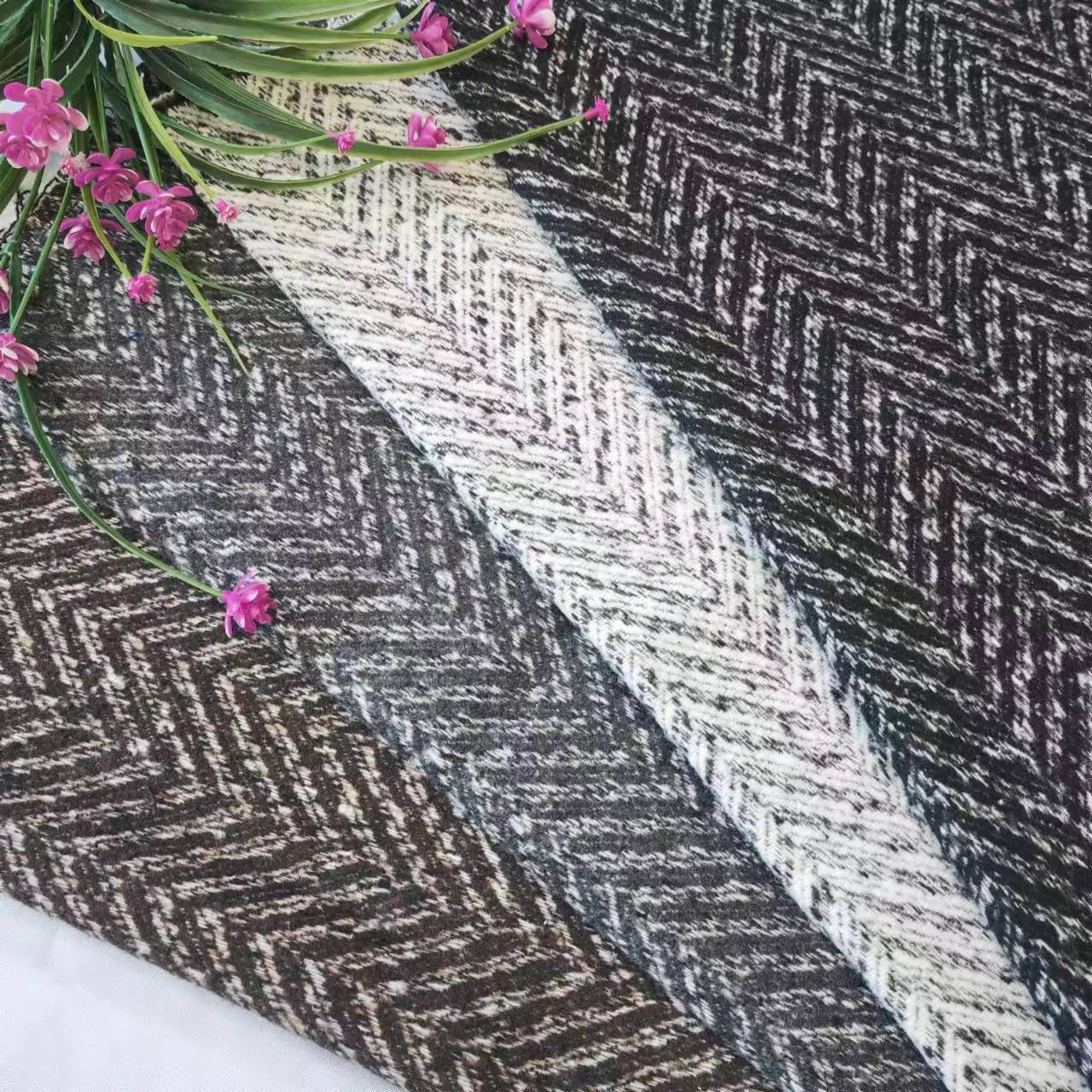 Picture of Shaoxing Factory in stock Autumn and Winter Wide Herringline Dress Fashion Shoes and Hats Luggage Fancy Herringline Slub Wool Cloth