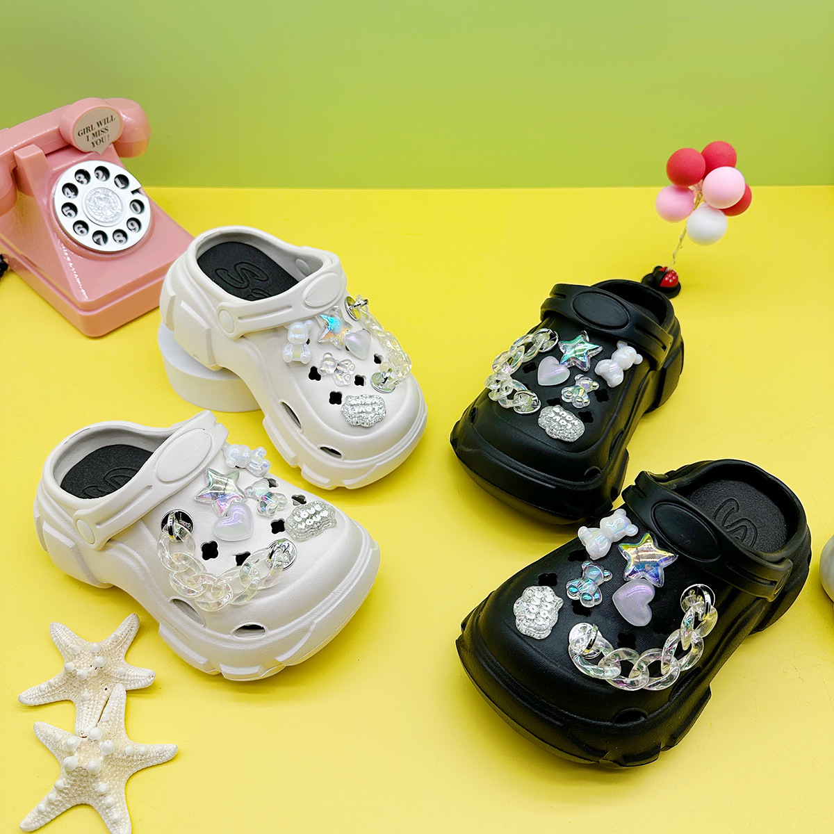 New fashion boys and girls slippers cartoon fluorescent chain pentagram bear versatile hole shoes soft sole non-slip sandals