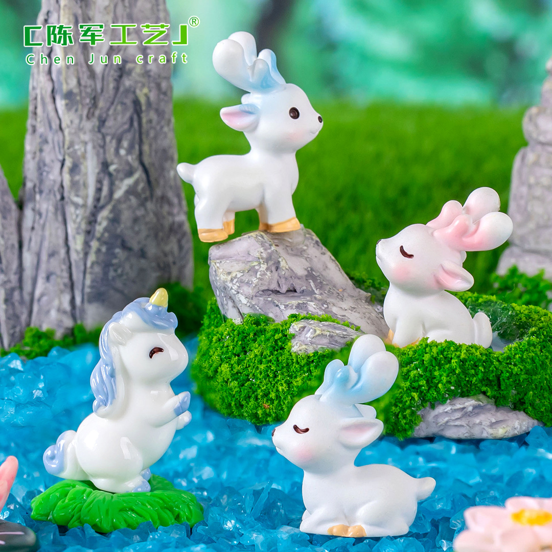 Picture of Micro landscape creative cute little elk animal doll hand-made blind box landscape decoration accessories desktop small ornaments