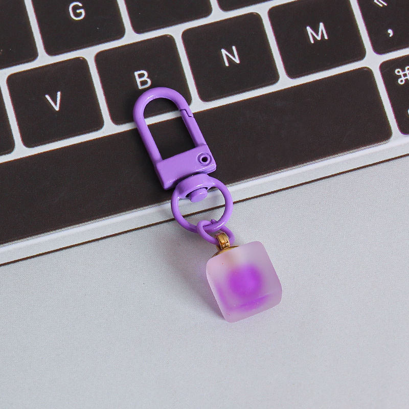 Picture of ins style AB color love beads keychain pendant diamond-shaped cut hanging hole door buckle girl's heart bag bag hanging jewelry
