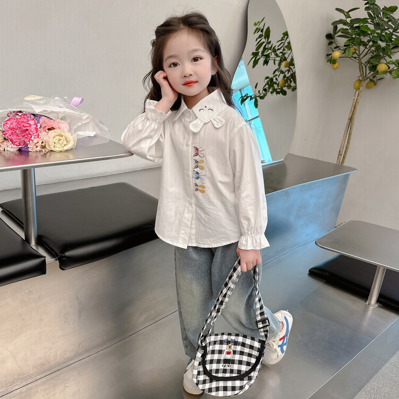 Picture of Girls' spring shirt 2024 new baby girls' spring and autumn top little girls' spring bottoming shirt children's shirt
