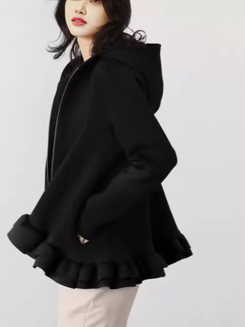 Picture of 2025 Japanese Style Autumn and Winter Lotus Leaf Hem Zipper Sweatshirt in Stock