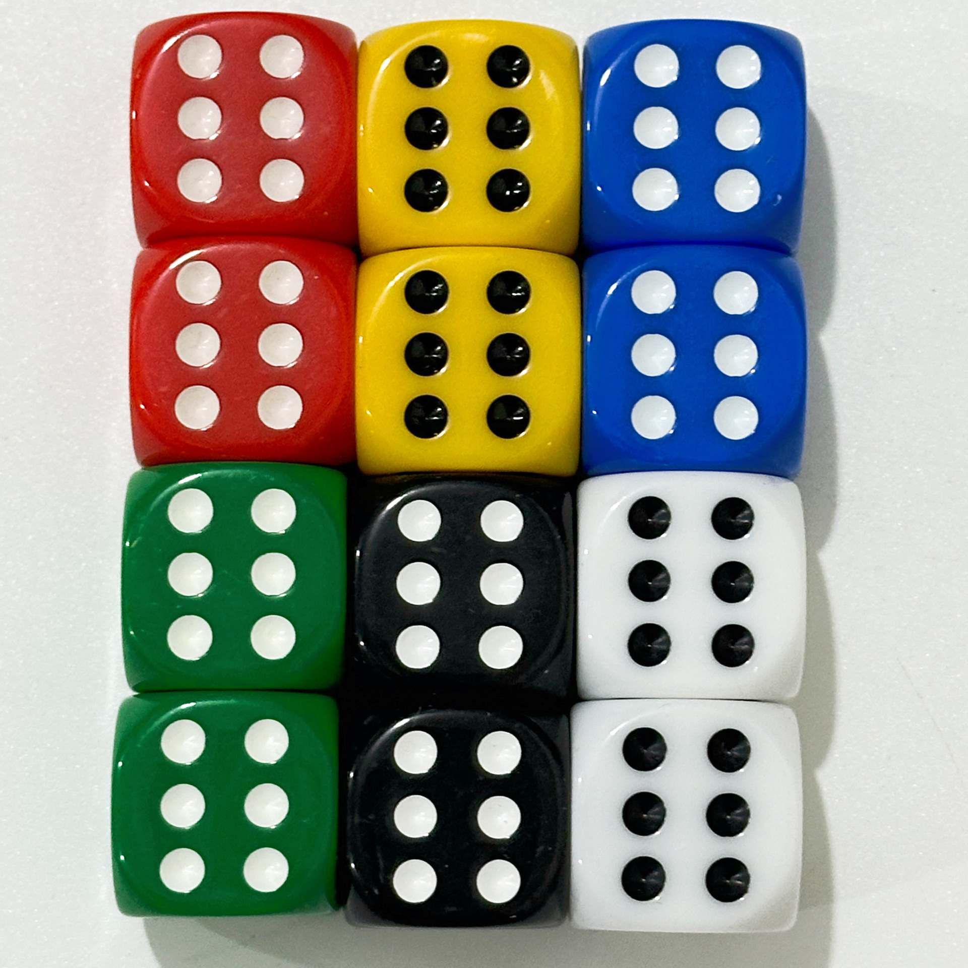 Picture of Spot wholesale 25mm rounded solid color color dice sieve throw