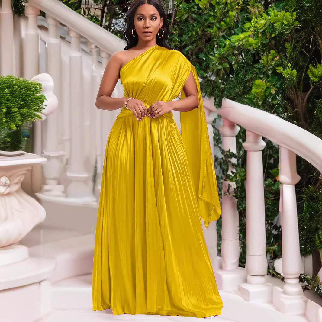 Fashion niche original women's summer dress foreign trade export one-shoulder pleated dress oblique collar waist European and American women's dress
