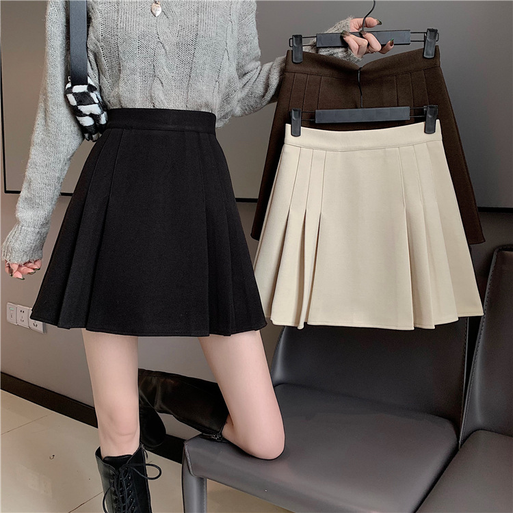 Picture of Temperament socialite skirt 2023 new women's autumn and winter chubby girl high waist slim black A- line skirt pleated short skirt
