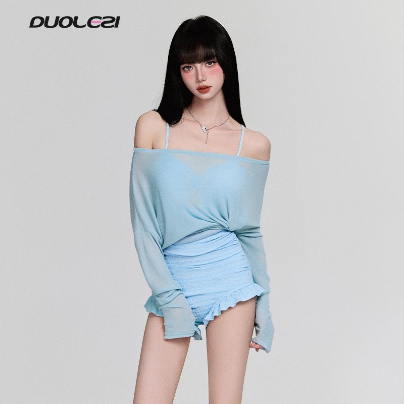 2025 New Swimsuit Women's Hot Spring High-End Seaside Long-Sleeved Blouse Sun Protection One-Piece Conservative Student Covering the Flesh and Slimming Look