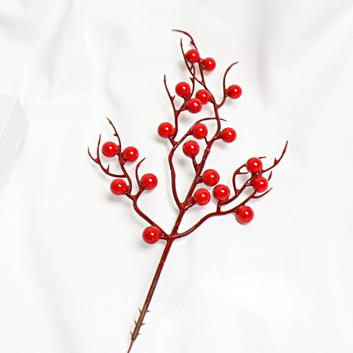 Picture of Source Factory Simulation Red Berry 12 Head Fork Christmas Foam Red Fruit Fortune Fruit Wire Christmas Decoration Accessories