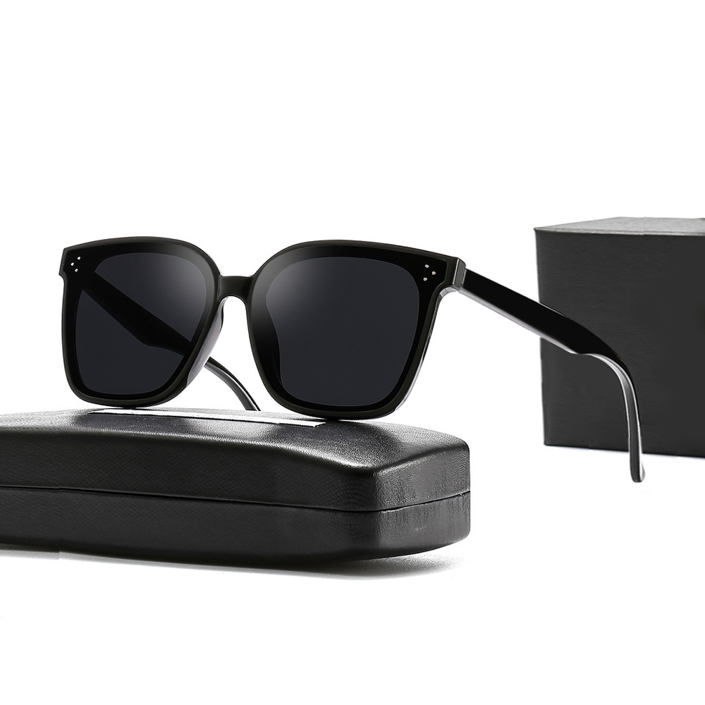 Picture of Hot-Selling New Gm Sunglasses for Women, High-End, Anti-Uv, Big Face, Slimming Look Sunglasses, Men's Driving Polarized Glasses