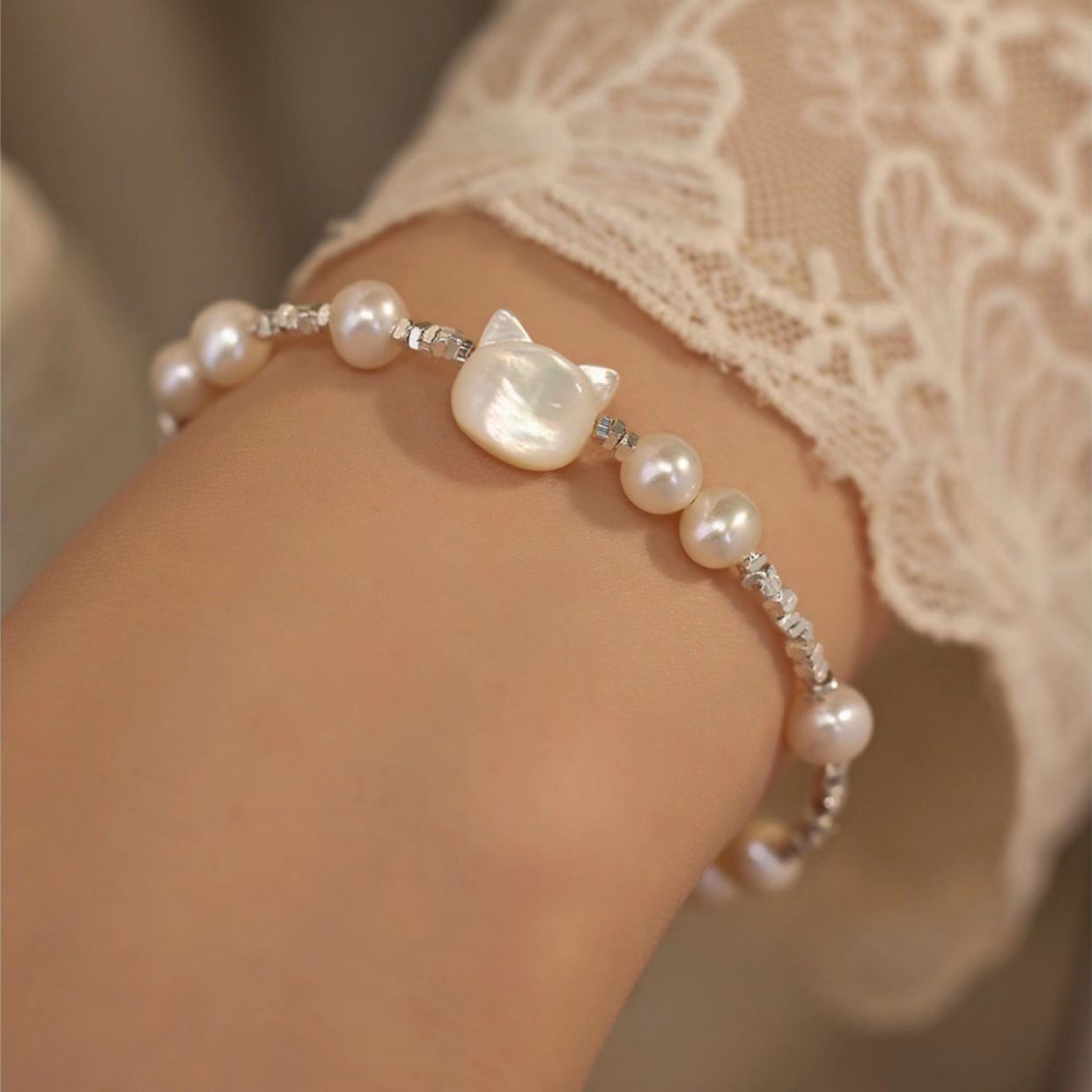 Picture of Natural freshwater pearl white mother-of-pearl cat broken silver bracelet simple Joker female blogger with manufacturers wholesale