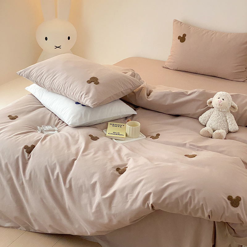 ins Cotton Towel Embroidered Four-piece Set Small Fresh Pure Cotton Mickey White Simple Dormitory Three-piece Set Solid Color 4-piece Set