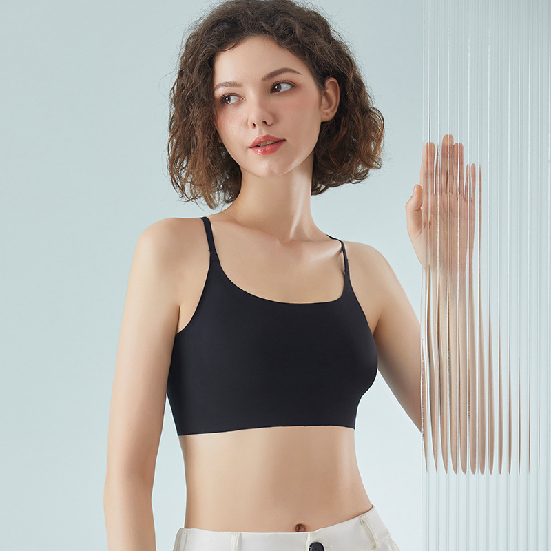 Picture of Japanese Style Underwear Women's Summer Ice Silk Traceless Strapless Strapless One-piece Inner Strap Chest Pad U-shaped Backless Thin Bra