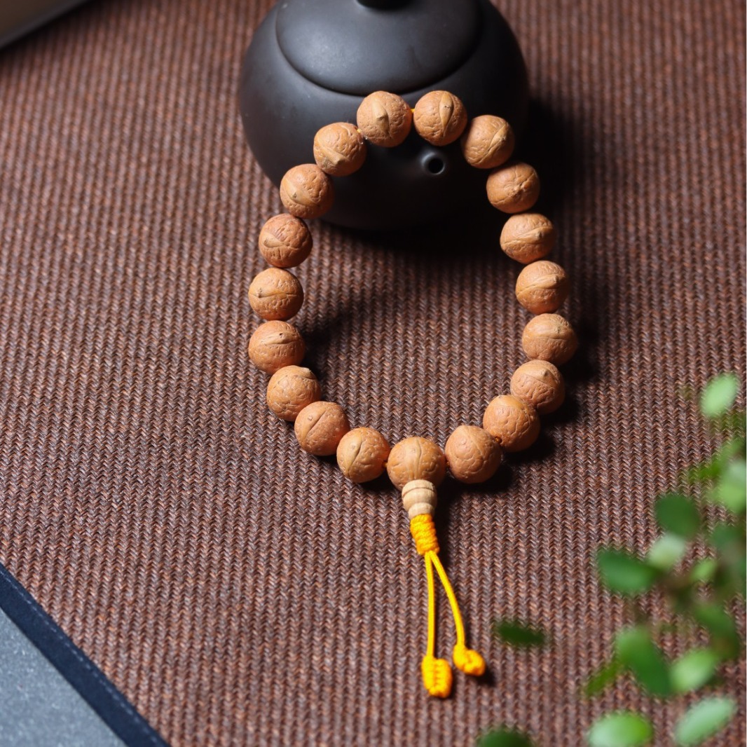 Picture of Nepalese Xizang-style phoenix hand-held chain Buddha chanting beads DIY men's and women's long sweater necklace retro high oil density