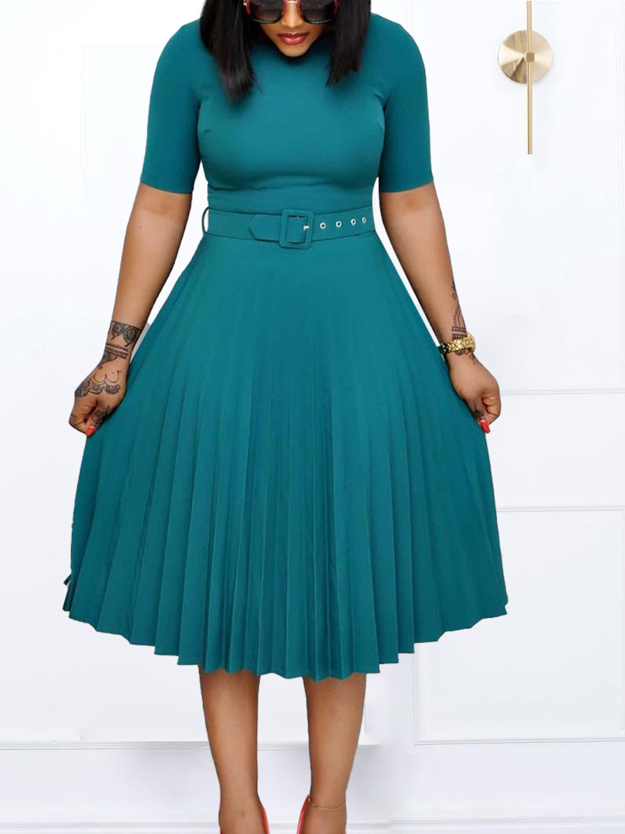 Picture of Q114 European and American women's 2025 summer new fashion round neck short sleeve solid color pleated elegant plus size African dress