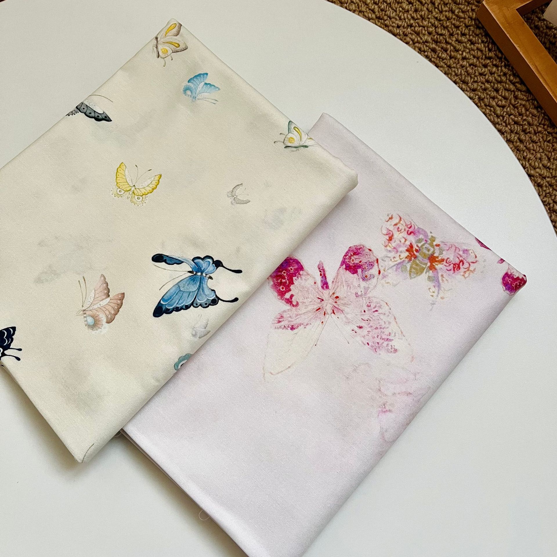 Butterfly in stock supply cotton 20 cotton and linen fabric digital printing children's shirt Hanfu fabric