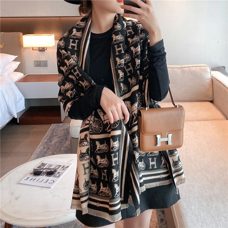 Picture of 2024 New Fashionable Big-Name Versatile Orange High-End Wool Cashmere Shawl Scarf for Women Winter Dual Use