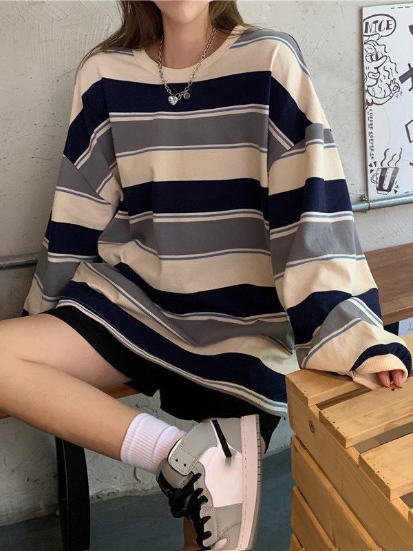 2023 autumn and winter New Korean style loose striped long-sleeved T-shirt female ins Internet celebrity student versatile thin top clothes fashion
