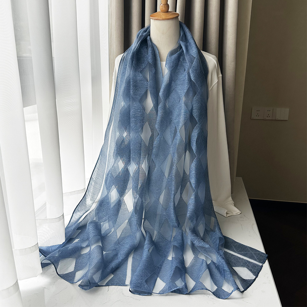 Picture of Foreign Trade Cotton Linen Scarf Scarf Women's Autumn and Winter Gradient Color-matching Japanese and Korean Lady Mori Girl Style Slub Yarn Shawl