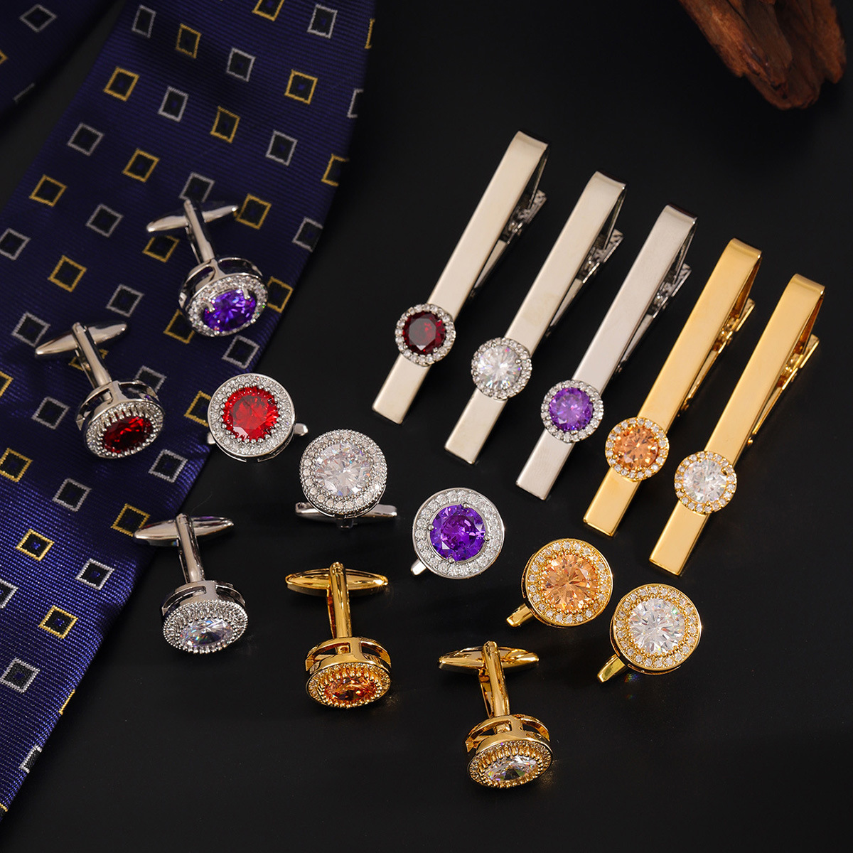 Elegant Entry Luxury Zircon Collar Cufflinks Three-piece Set Fashion Crystal Shining Gift Cuff Nail Collar suit