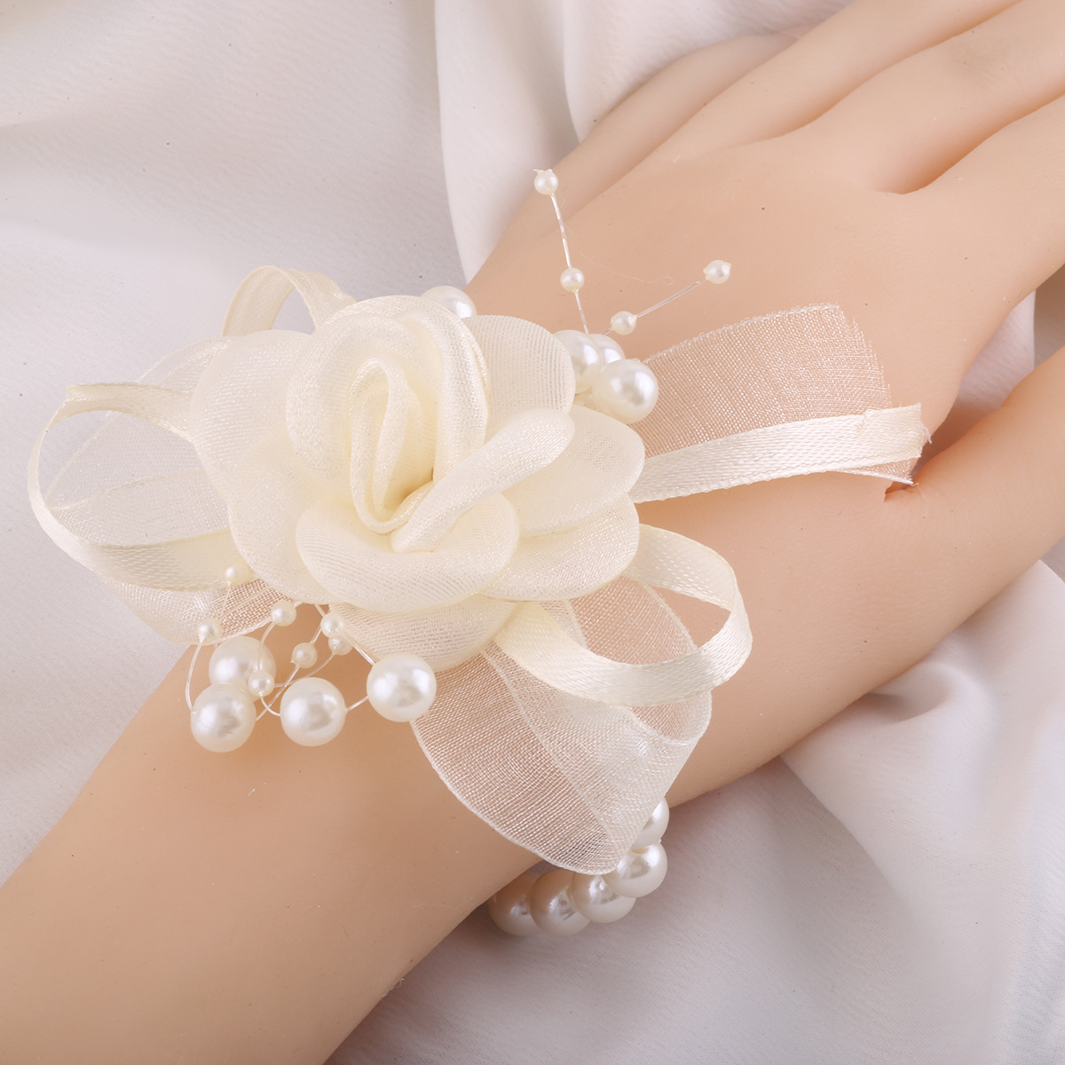 Bridesmaid Pearl Wrist Flower Milk Color Sister Group Wrist Flower Full Dress Flower Wedding Welcome Bride Wrist Flower 089
