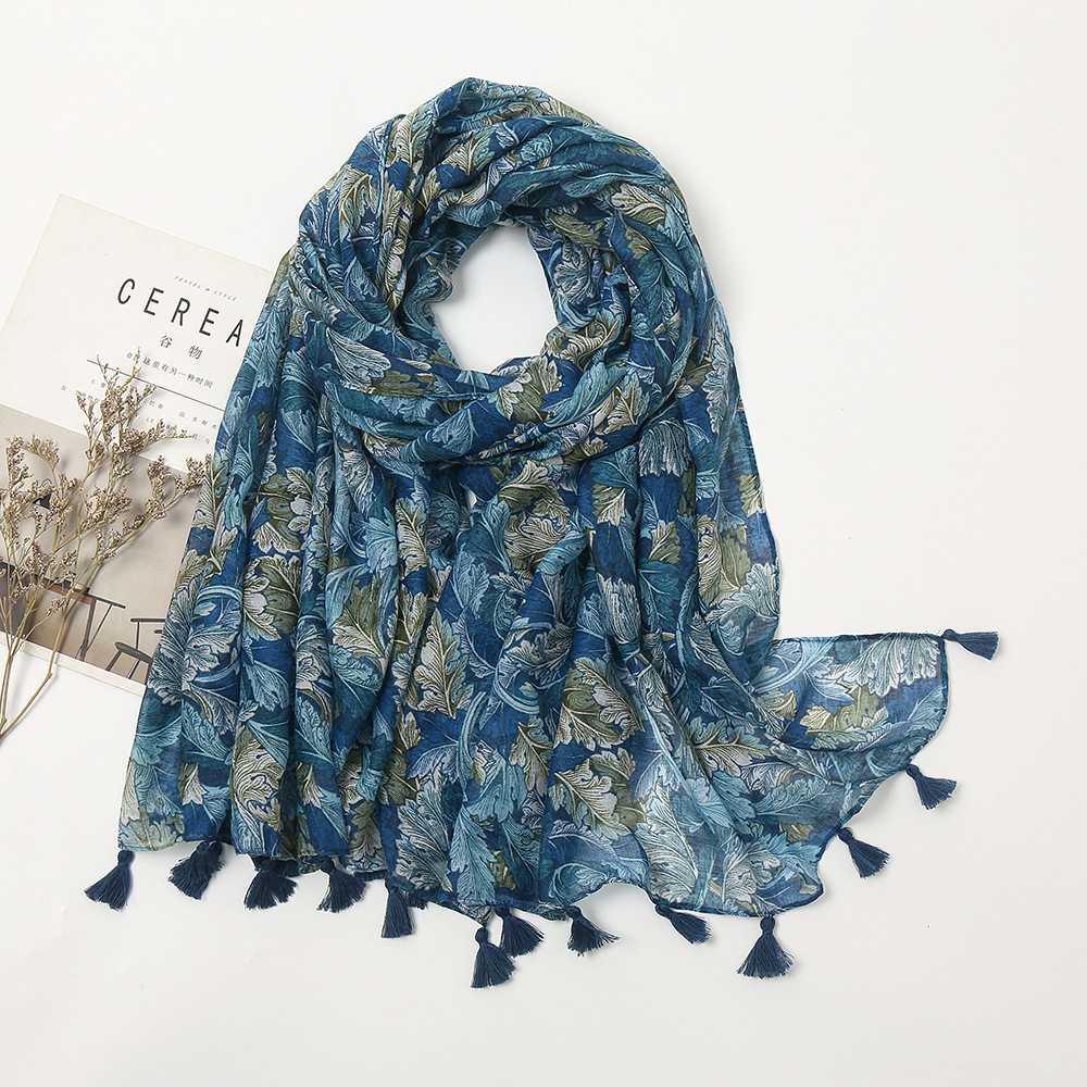 Picture of New Artistic Fresh Cotton and Linen Retro Tassel Scarf Women's Printed Beautiful Silk Scarf Japanese Sunscreen Shawl